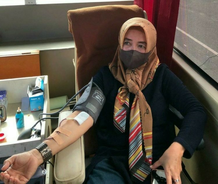 Memperingati HUT Ke 15 KSR-PMI UPT Unbari Adakan Kegiatan Donor Darah