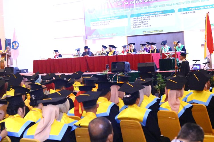 Wisuda Unbari Ke 54, Hasilkan Lulusan Tangguh, Berintegritas dalam Menghadapi Era Disrupsi Digital